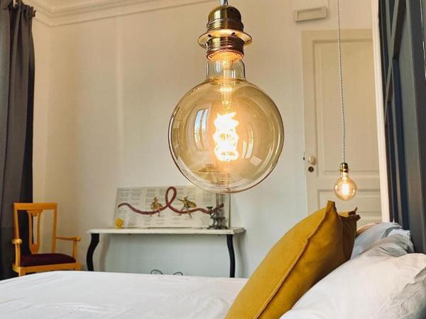 Living Suite Catania Ursino : photo 1 de la chambre chambre double avec salle de bains privative