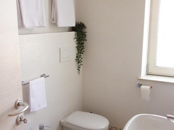 Euromotel Croce Bianca : photo 8 de la chambre chambre double avec balcon