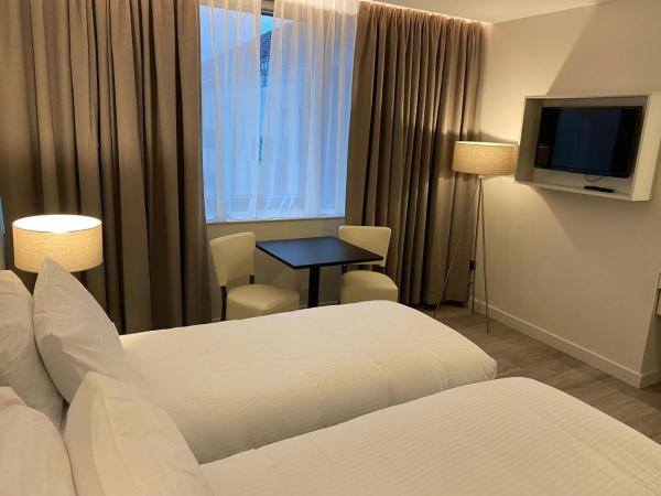 Axiom Park Hotel : photo 7 de la chambre studio exécutif lits jumeaux