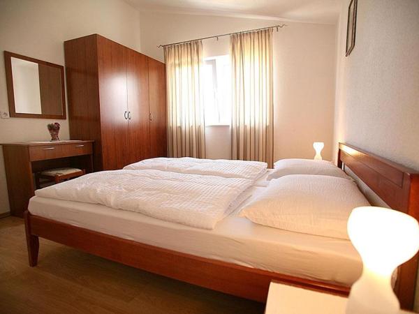 Apartments Lukić 1944 : photo 9 de la chambre appartement