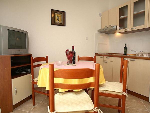 Apartments Lukić 1944 : photo 10 de la chambre appartement