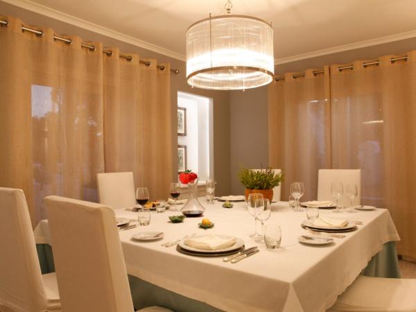 Hotel Casa Palmela - Small Luxury Hotels of The World, Hotel & Villas : photo 4 de la chambre villa 3 chambres