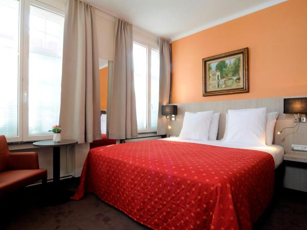 Hotel Albert I : photo 8 de la chambre chambre triple