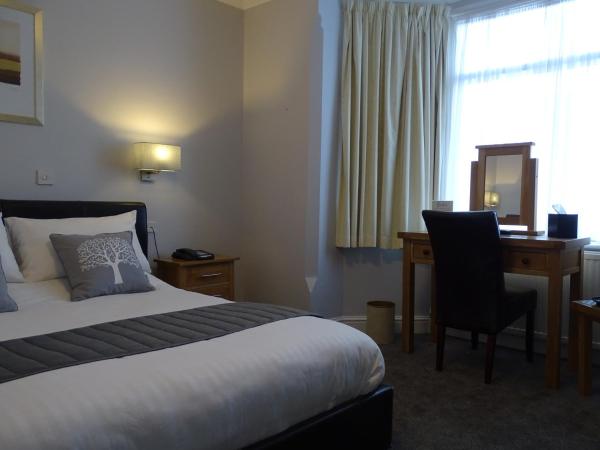 The Beeches Hotel & Leisure Club : photo 1 de la chambre chambre lit queen-size