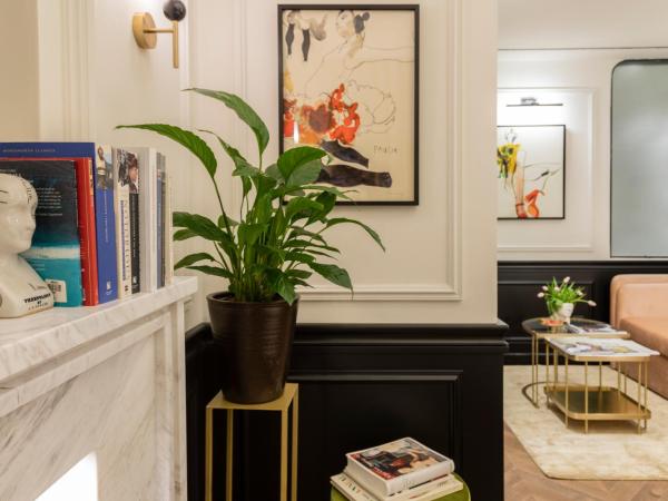 Villa Brown Ermou, a member of Brown Hotels : photo 8 de la chambre chambre lit king-size deluxe