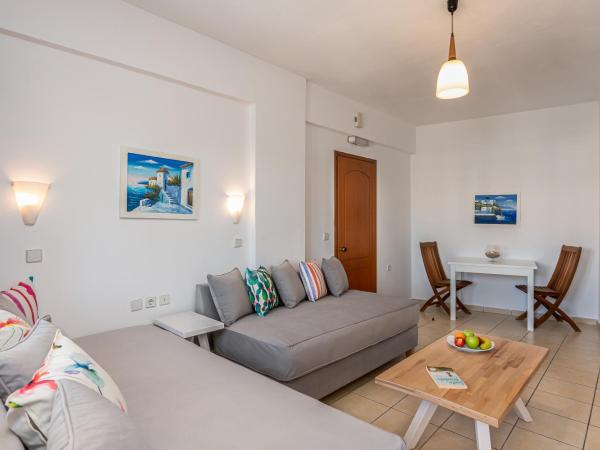 Nana Angela Apartments : photo 10 de la chambre appartement supérieur