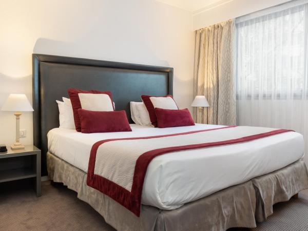 Hôtel Charlemagne by Happyculture : photo 8 de la chambre chambre double ou lits jumeaux standard