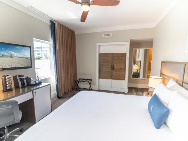 San Juan Hotel Miami Beach : photo 2 de la chambre hébergement de luxe lit king-size - vue sur ville