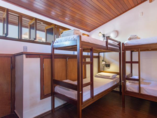 MADÁ hostel : photo 6 de la chambre lit dans dortoir mixte de 8 lits