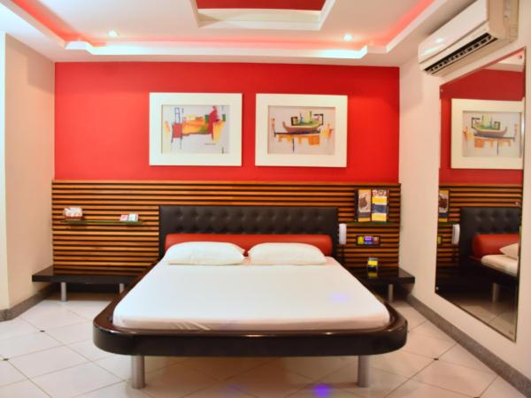 Motel Scala : photo 1 de la chambre suite deluxe avec baignoire spa