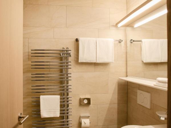 Adler Adelboden : photo 5 de la chambre chambre double supérieure