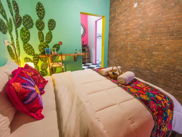 CASA MARÍA MALECÓN : photo 8 de la chambre studio avec terrasse