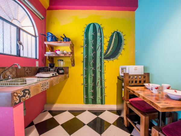 CASA MARÍA MALECÓN : photo 9 de la chambre studio avec terrasse