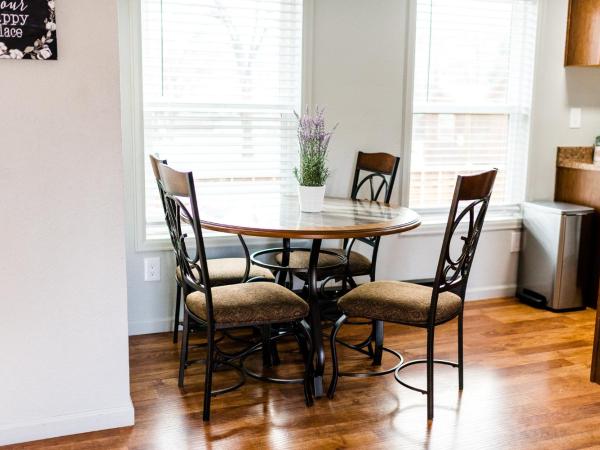 Garden of the Gods RV Resort : photo 4 de la chambre suite avec terrasse