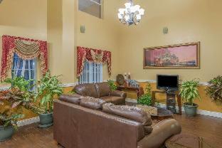 Days Inn by Wyndham San Antonio Southeast Frost Bank Center : photo 1 de la chambre room #31382234