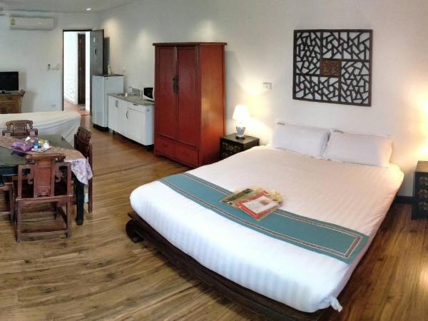 BTC Boutique Resort Private Pool Villas Hua Hin บ้านทะเลจีน บูติค รีสอร์ท หัวหิน : photo 4 de la chambre suite familiale avec terrasse