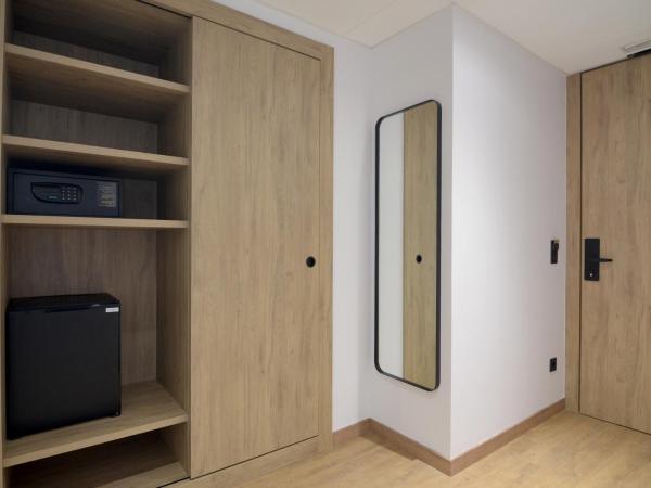 UVE Marcenado : photo 6 de la chambre chambre double avec lit d'appoint