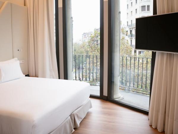 Occidental Diagonal 414 : photo 4 de la chambre chambre double deluxe avec terrasse