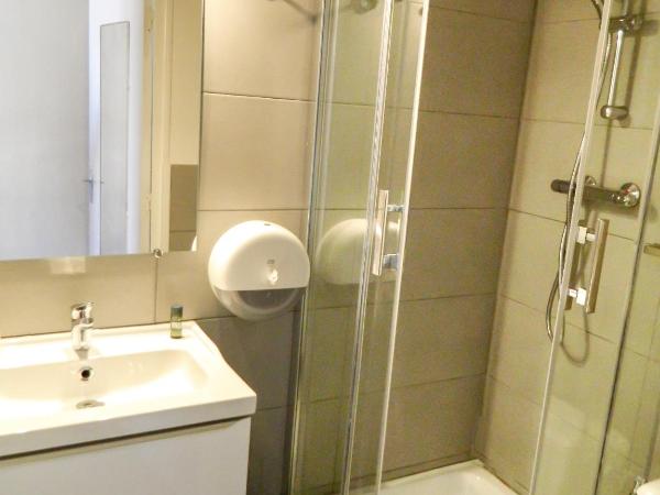 Hôtel Croix Baragnon : photo 10 de la chambre chambre double