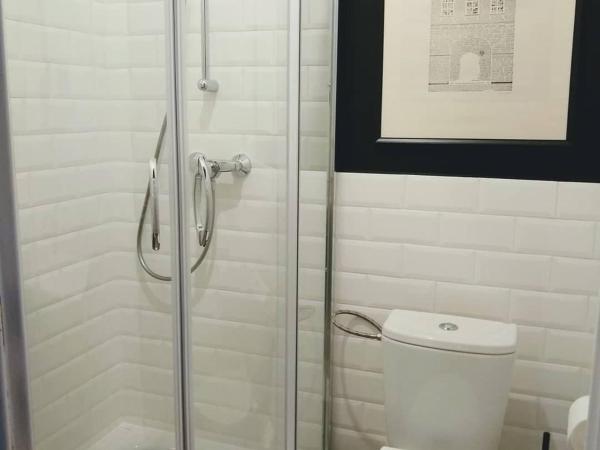 Sztukmistrz Magician Art Rooms : photo 8 de la chambre chambre double ou lits jumeaux - vue sur ville