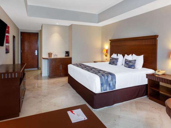 Ramada Plaza by Wyndham Veracruz Boca del Rio : photo 2 de la chambre chambre lit king-size - non-fumeurs