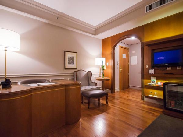 Gran Estanplaza Berrini : photo 3 de la chambre suite lit queen-size supérieure