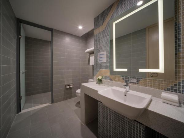 Holiday Inn Express Qingdao Innovation Park, an IHG Hotel : photo 6 de la chambre standard king room with bunk bed