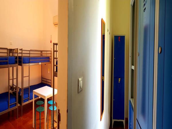 A Casa di Amici : photo 2 de la chambre lit simple dans dortoir mixte