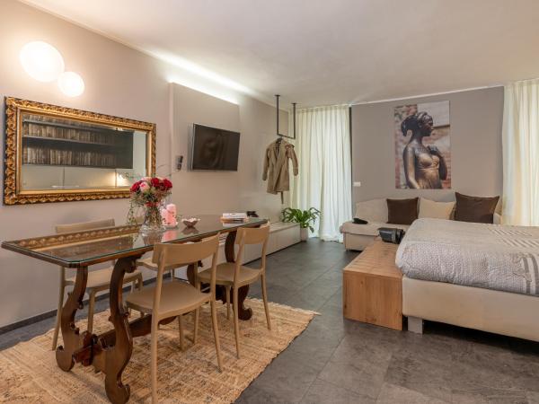 Hotel Giulietta e Romeo ***S : photo 3 de la chambre suite dans le bâtiment séparé