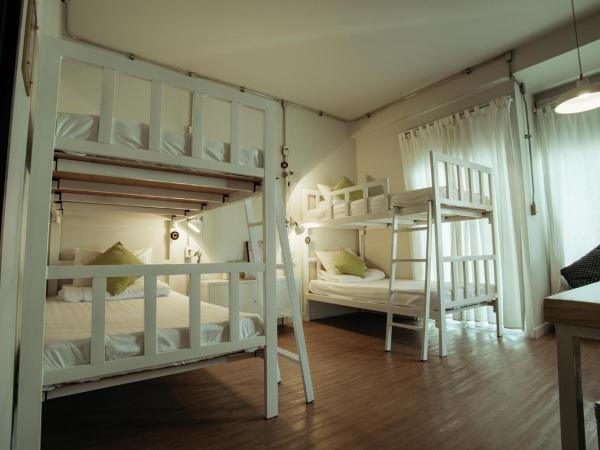 Fashen Poshtel : photo 1 de la chambre chambre quadruple