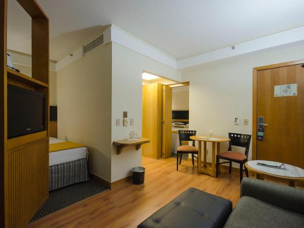 Estanplaza International : photo 6 de la chambre suite 2 chambres