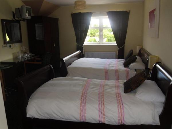 Laragh House B&B : photo 5 de la chambre chambre familiale