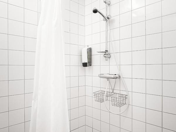 Norrland YMCA Hostel Umeå : photo 6 de la chambre chambre simple avec salle de bains commune