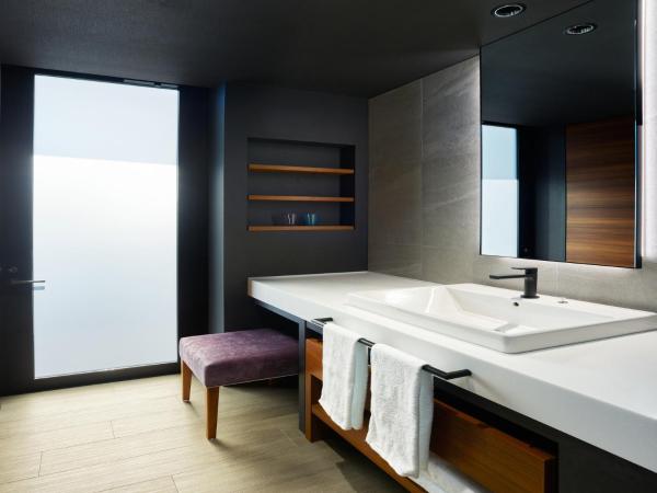 Mitsui Garden Hotel Jingugaien Tokyo Premier : photo 4 de la chambre hébergement deluxe lits jumeaux avec balcon