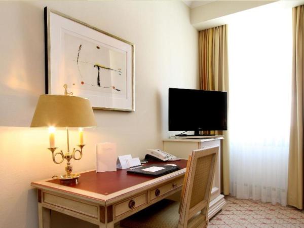 Excelsior Hotel Ernst am Dom : photo 2 de la chambre room #6111199