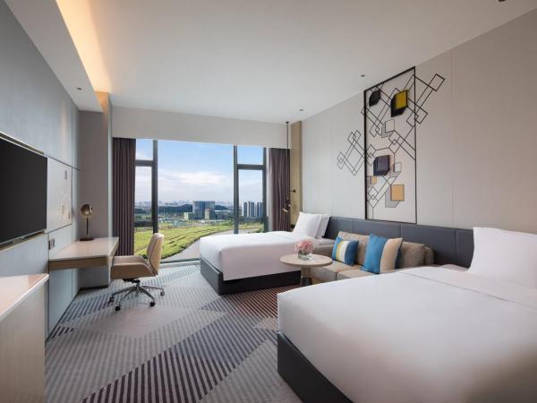 Crowne Plaza Foshan Nanhai - an IHG Hotel - Free Canton Fair Shuttle Bus : photo 6 de la chambre chambre deluxe avec 2 lits doubles