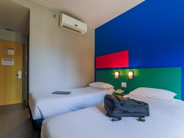 ibis Styles SP Faria Lima : photo 2 de la chambre appartement standard avec lits jumeaux