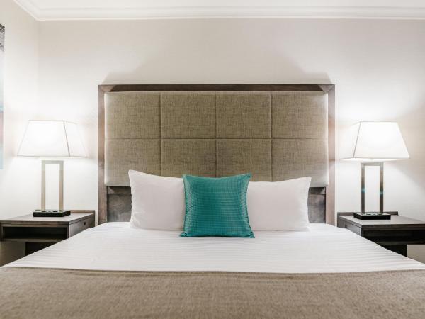 Best Western Plus Sands : photo 6 de la chambre chambre premium lit king-size avec balcon - non-fumeurs