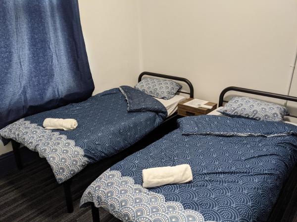 Queen Victoria Hostel : photo 1 de la chambre chambre lits jumeaux standard