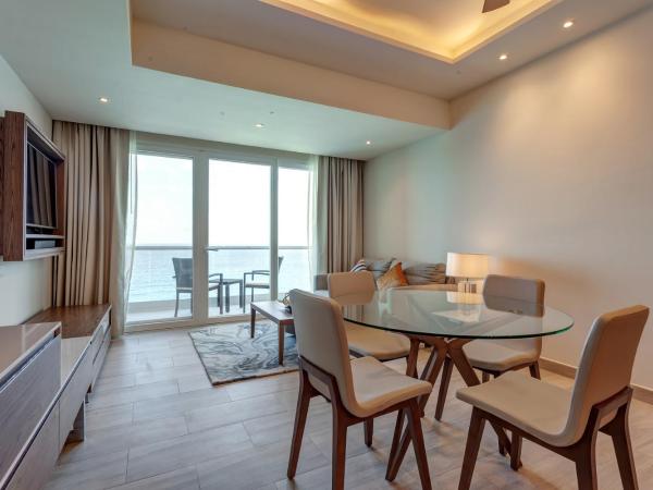 Royalton CHIC Cancun, An Autograph Collection All-Inclusive Resort - Adults Only : photo 4 de la chambre suite présidentielle 2 chambres diamond club de luxe - côté océan