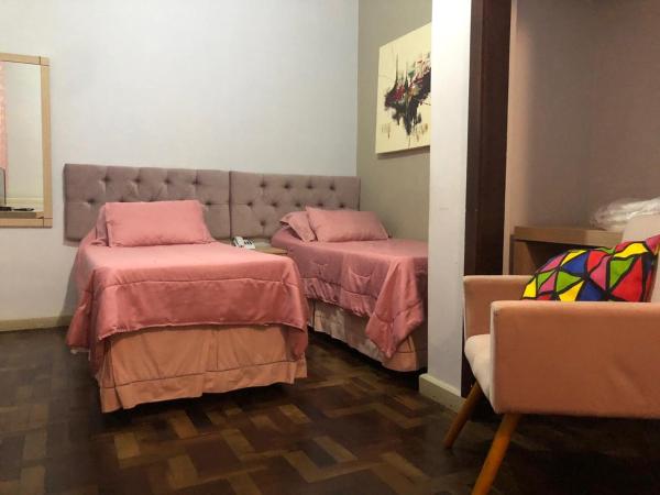 Hotel Brasilia Curitiba : photo 3 de la chambre chambre quadruple supérieure