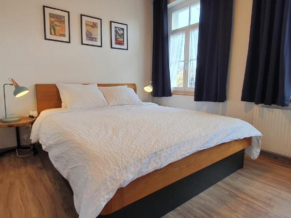 The Aarburg Hotel & Café : photo 2 de la chambre chambre familiale - vue sur montagne