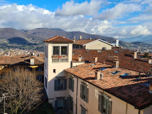 Hotel Piazza Vecchia : photo 5 de la chambre chambre familiale avec balcon