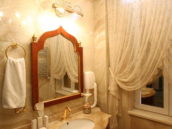 Fuat Pasa Oteli - Special Category Bosphorus : photo 8 de la chambre suite lit king-size