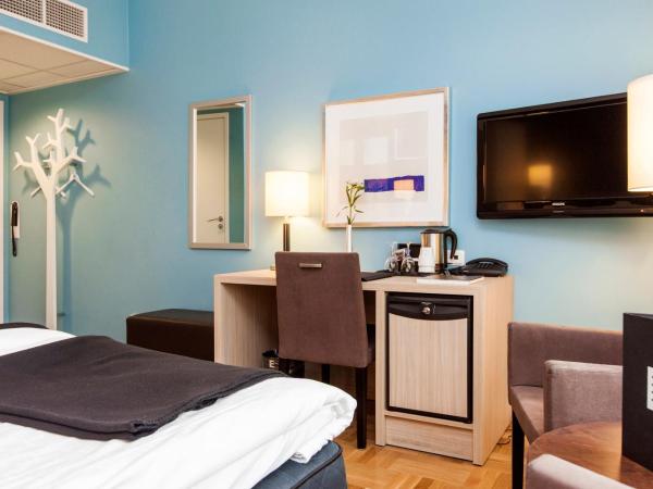 Elite Hotel Marina Plaza : photo 2 de la chambre chambre double standard