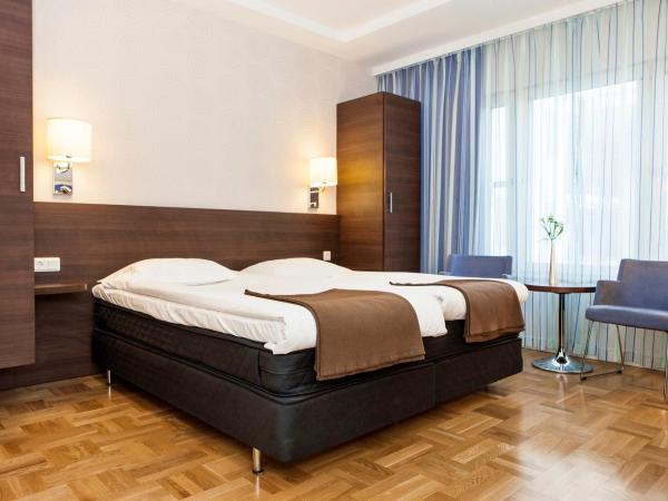 Elite Hotel Marina Plaza : photo 3 de la chambre chambre double standard