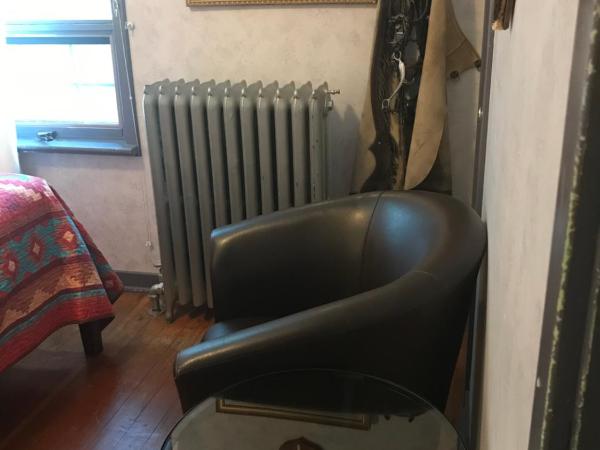 Holiday Lodge Bed and Breakfast : photo 4 de la chambre chambre double avec salle de bains privative