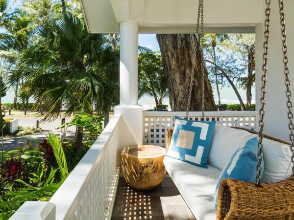The Reef House Adults Retreat - Enjoy 28 Complimentary Inclusions : photo 2 de la chambre brigadier studio with large spa bath, couples swing, balcony and ocean view