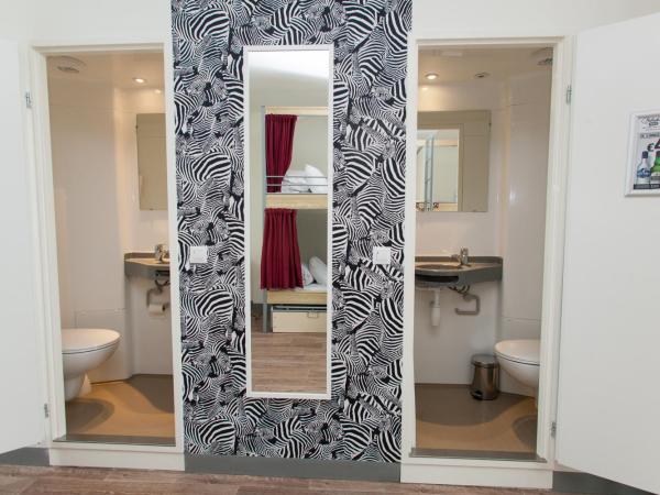 St Christopher's Inn Paris - Gare du Nord : photo 6 de la chambre chambre avec salle de bains privative (6 adultes)