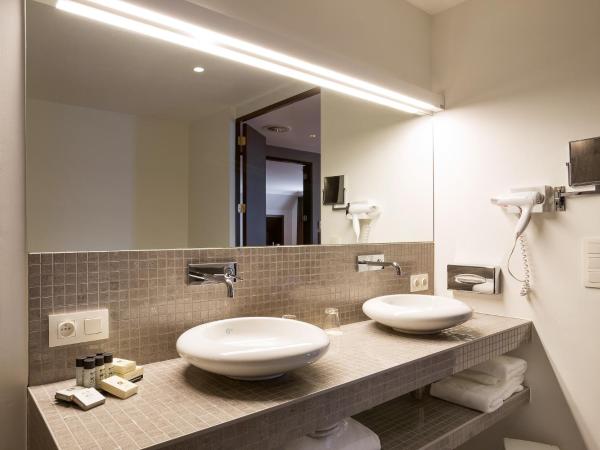 Hotel Restaurant Weinebrugge : photo 3 de la chambre suite lit king-size